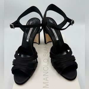 NWB MANOLO BLAHNIK BLACK SATIN GAZO SANDSLS SIZE 37.5